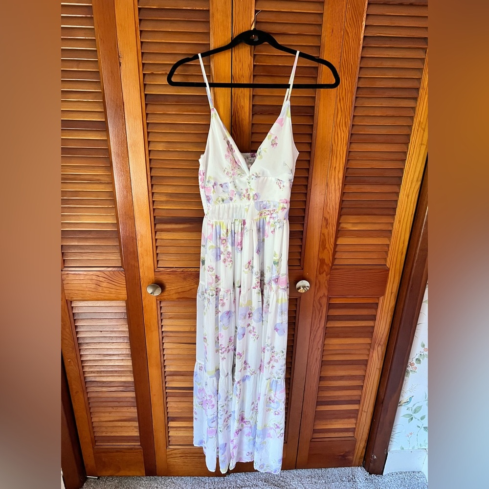 Altar’d State White Pink Purple Floral Maxi Dress with Spaghetti Straps Sz Small